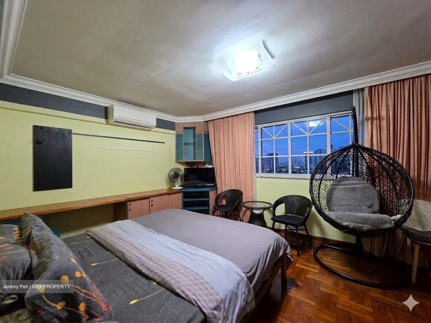 Blk 336 Jurong East Avenue 1 (Jurong East), HDB Executive #555224371